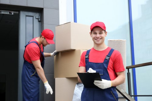 Careful handling of sofas and household furniture for storage
