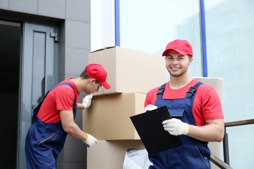 Residential and commercial packing support for local Tufnellpark customers